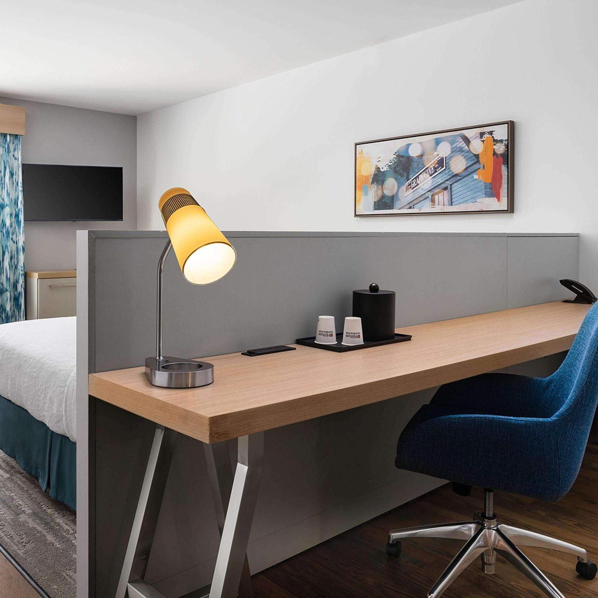 Deluxe King Room Mobility Access